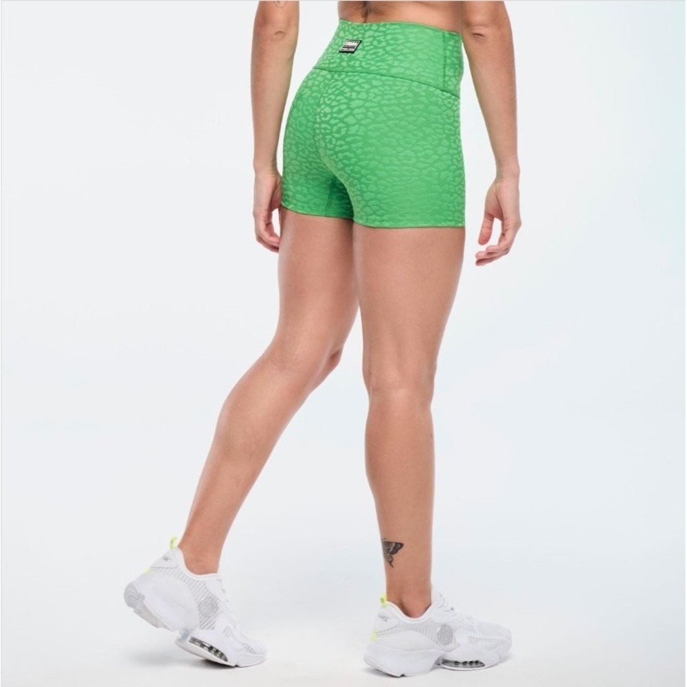 NWOT ZUMBA Funscape High Waisted Biker Shorts - Kelly Green Size Medium